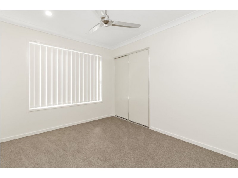 6 Granite St, Yarrabilba QLD 4207