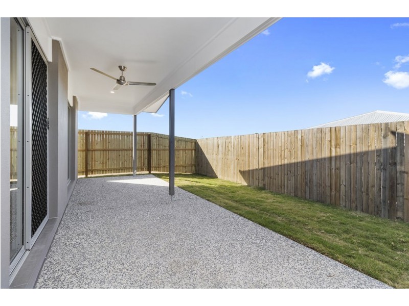 6 Granite St, Yarrabilba QLD 4207