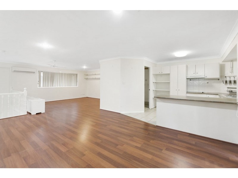 3/10 Mawson Place, Forest Lake QLD 4078