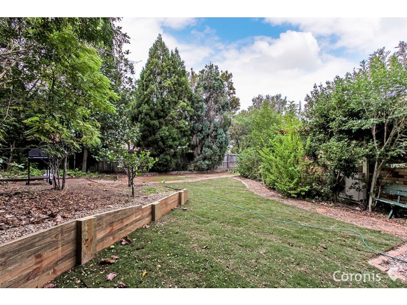 18 Settlers Circuit, Forest Lake QLD 4078