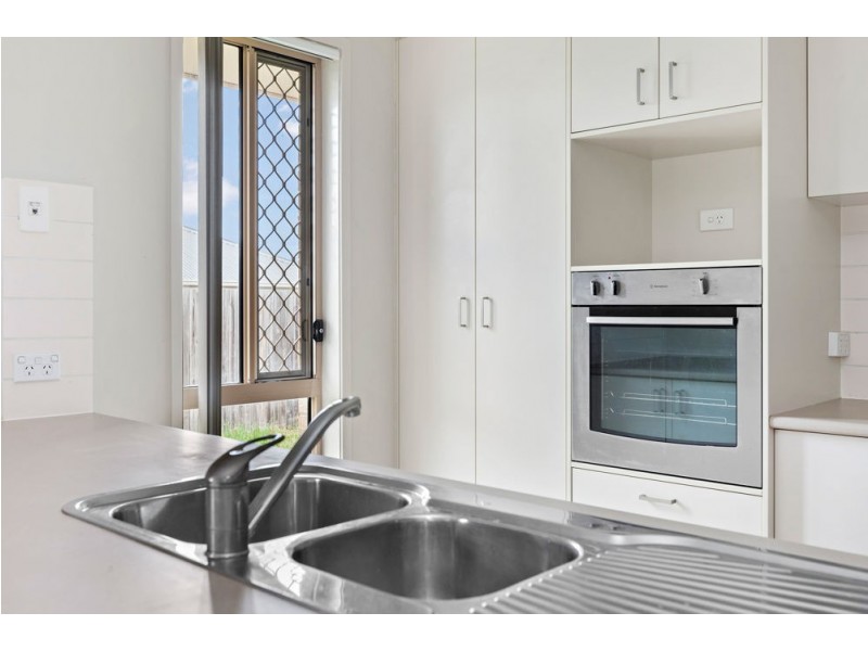 16 Denning Street, Fernvale QLD 4306