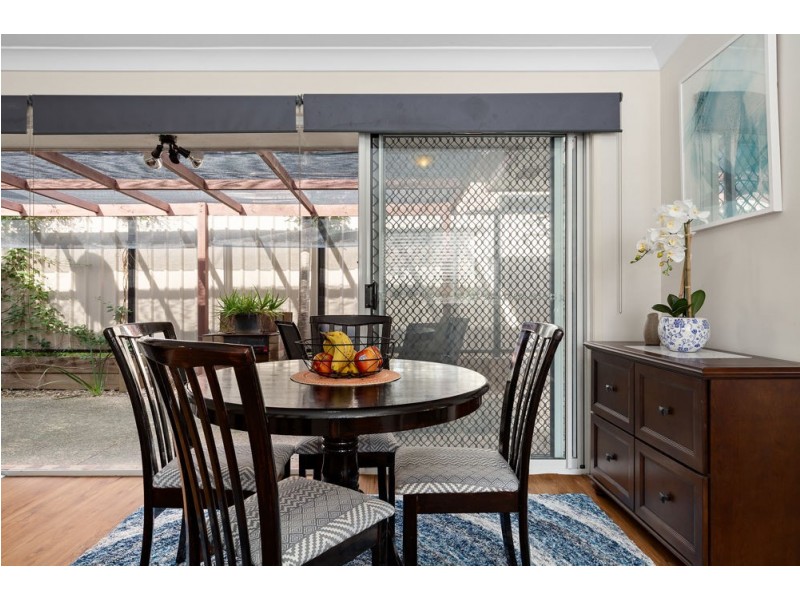 3 Clarence Place, Forest Lake QLD 4078