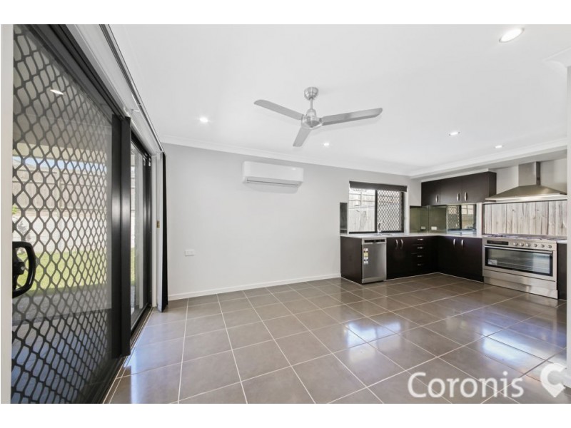8 Glendale Cres, Heathwood QLD 4110