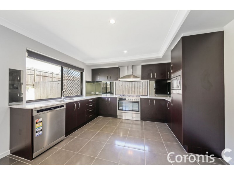 8 Glendale Cres, Heathwood QLD 4110