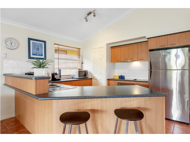 10 Hawthorne St, Forest Lake QLD 4078