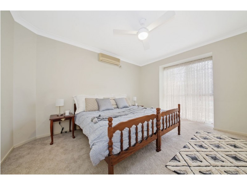 10 Hawthorne St, Forest Lake QLD 4078