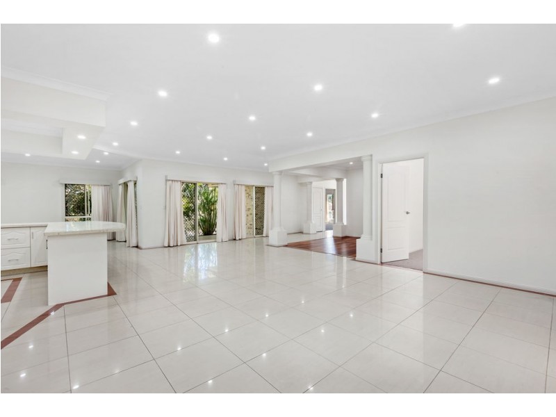 10 Abbey Court, Springfield Lakes QLD 4300