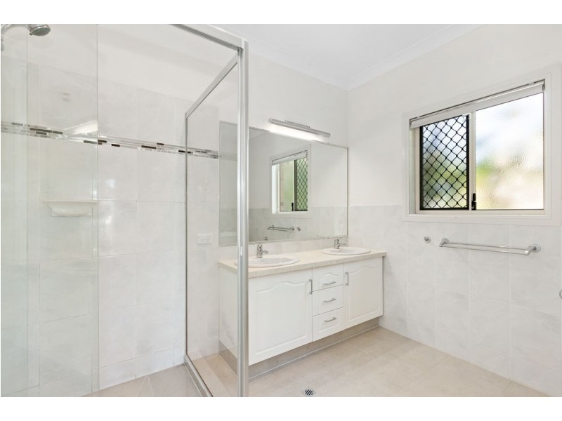 10 Abbey Court, Springfield Lakes QLD 4300