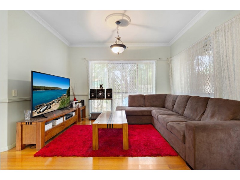 4 Halifax Court, Forest Lake QLD 4078