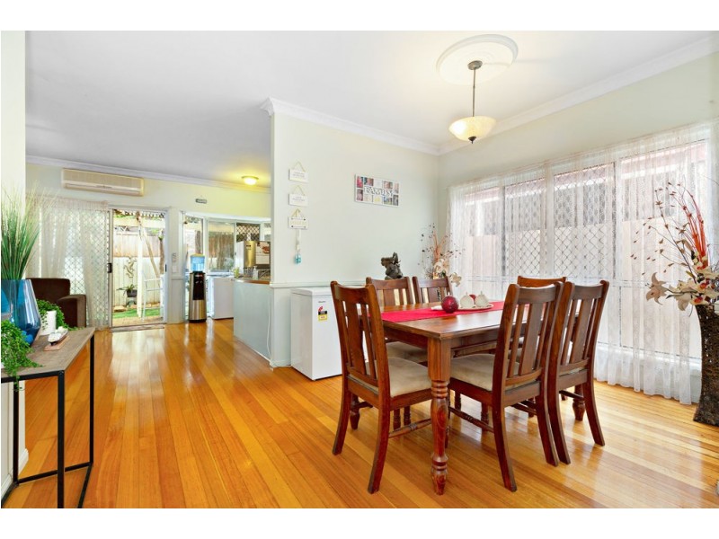 4 Halifax Court, Forest Lake QLD 4078