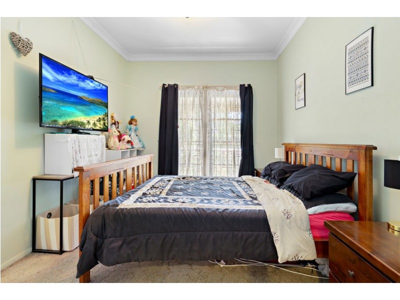 4 Halifax Court, Forest Lake QLD 4078