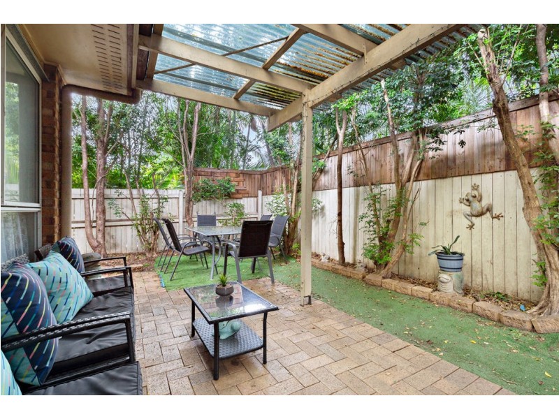 4 Halifax Court, Forest Lake QLD 4078