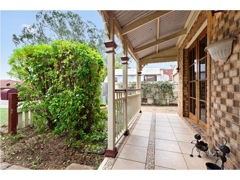 4 Halifax Court, Forest Lake QLD 4078