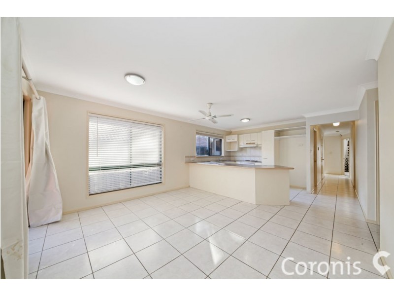33 Acorn Cct, Forest Lake QLD 4078