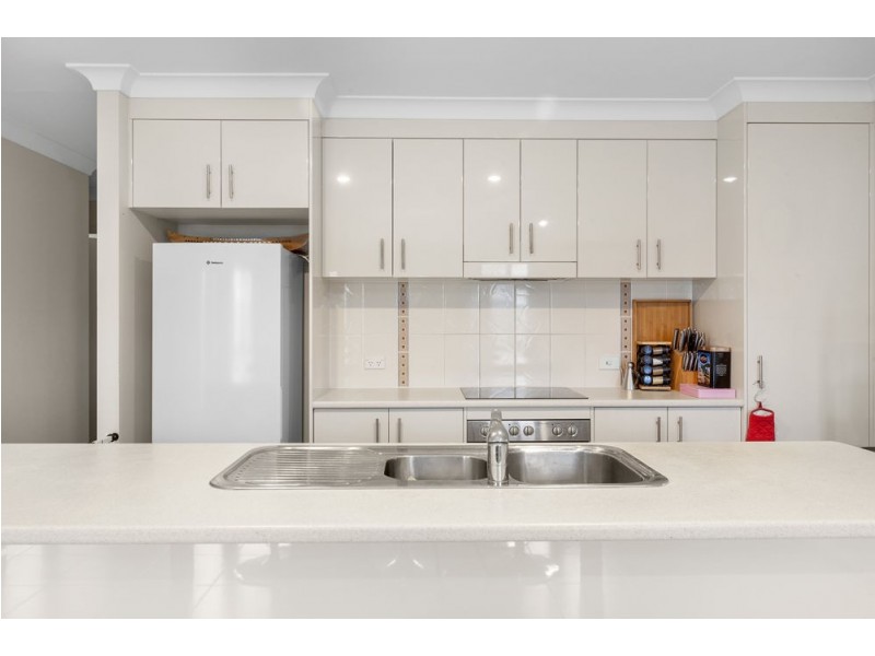 14 Brushwood Circuit, Forest Lake QLD 4078