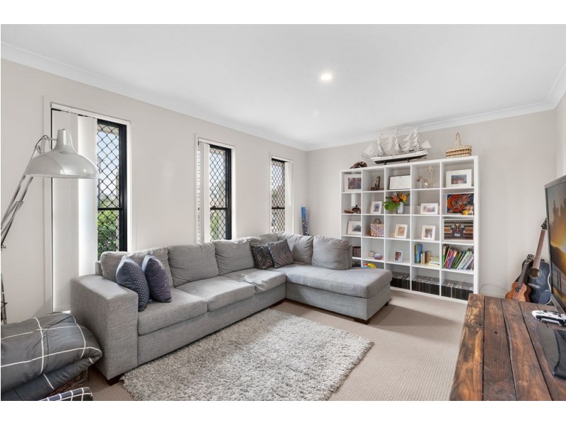 14 Brushwood Circuit, Forest Lake QLD 4078