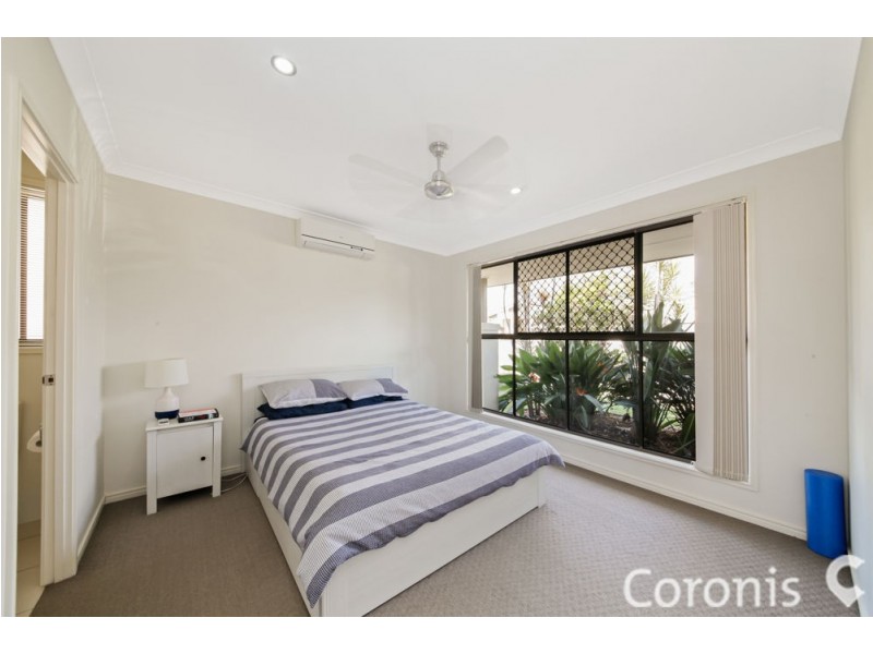 33 Arnaldo Avenue, Augustine Heights QLD 4300