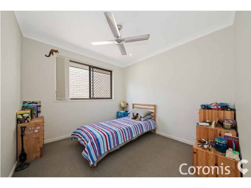 33 Arnaldo Avenue, Augustine Heights QLD 4300