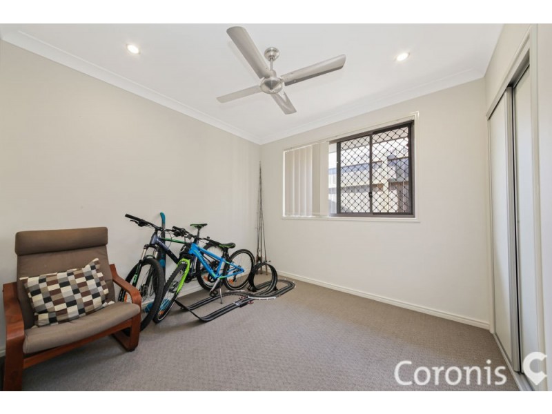 33 Arnaldo Avenue, Augustine Heights QLD 4300