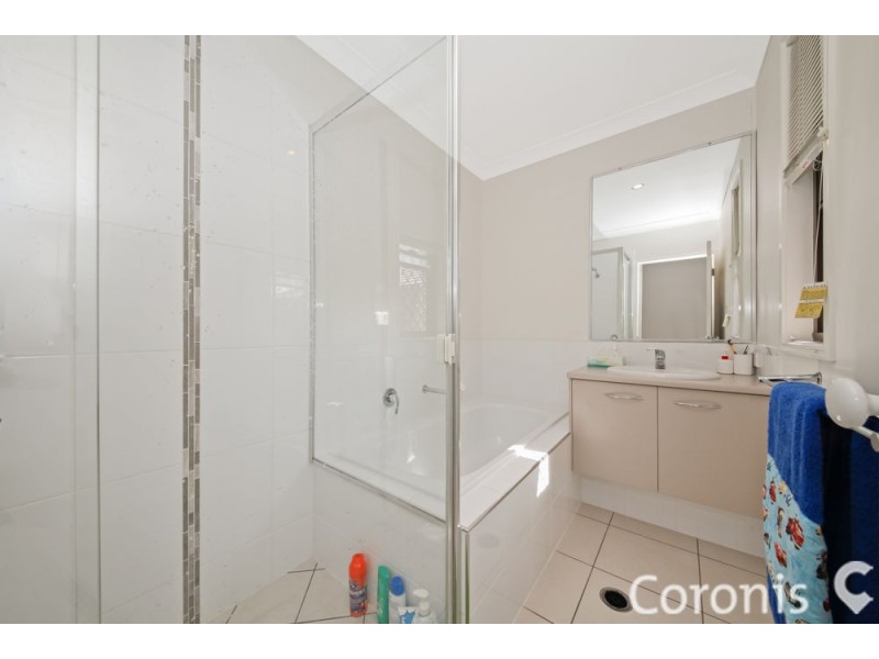 33 Arnaldo Avenue, Augustine Heights QLD 4300