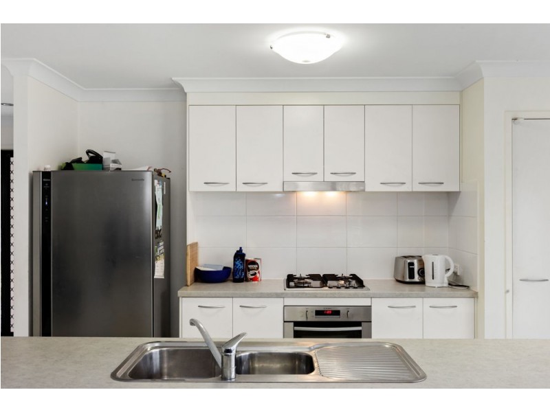 36 Fred Pham Crescent, Doolandella QLD 4077