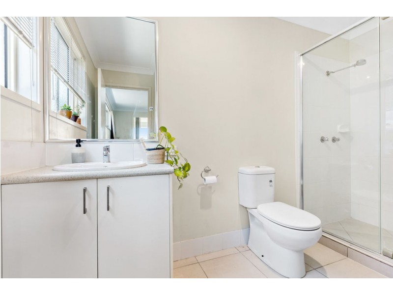 15 Hallvard Crescent, Augustine Heights QLD 4300