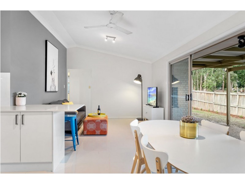 12 Wentworth Close, Forest Lake QLD 4078