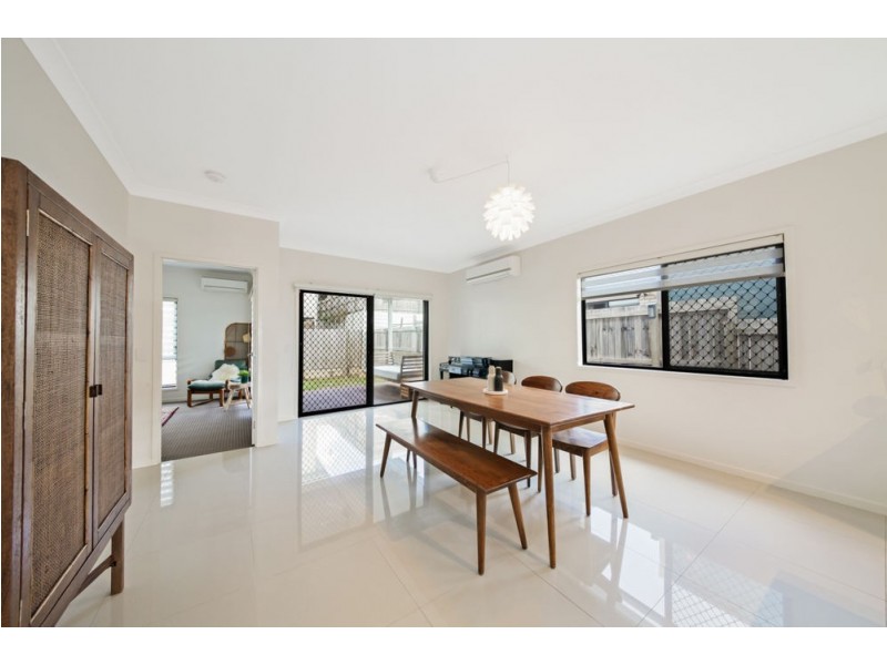 4 Quiet Court, Springfield Lakes QLD 4300