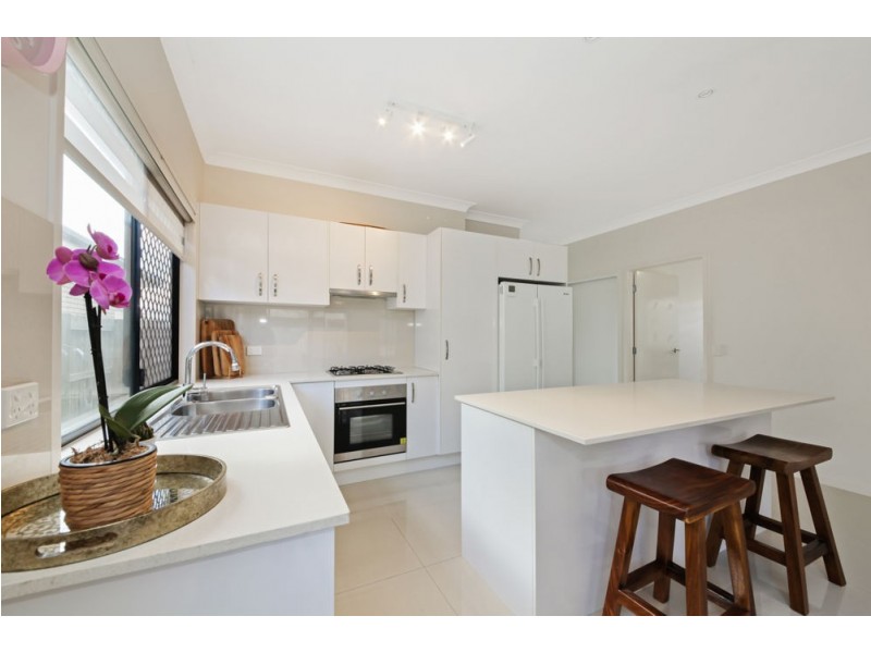 4 Quiet Court, Springfield Lakes QLD 4300