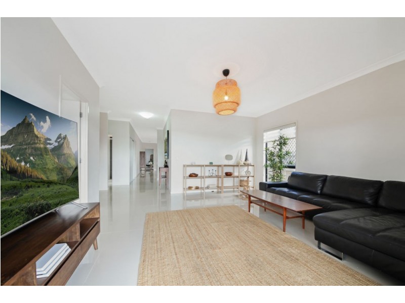 4 Quiet Court, Springfield Lakes QLD 4300