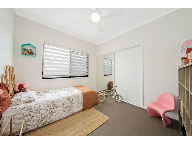 4 Quiet Court, Springfield Lakes QLD 4300