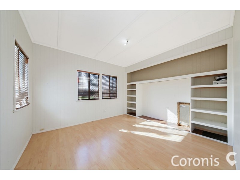 7 Crescent Street, Leichhardt QLD 4305