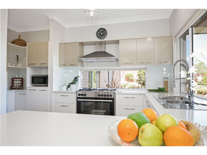 10 Quiet Court, Springfield Lakes QLD 4300