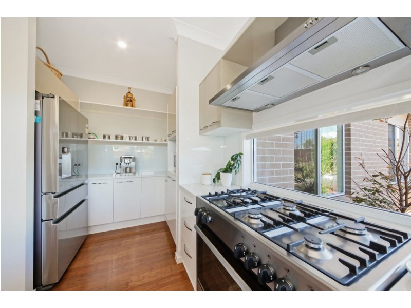 10 Quiet Court, Springfield Lakes QLD 4300