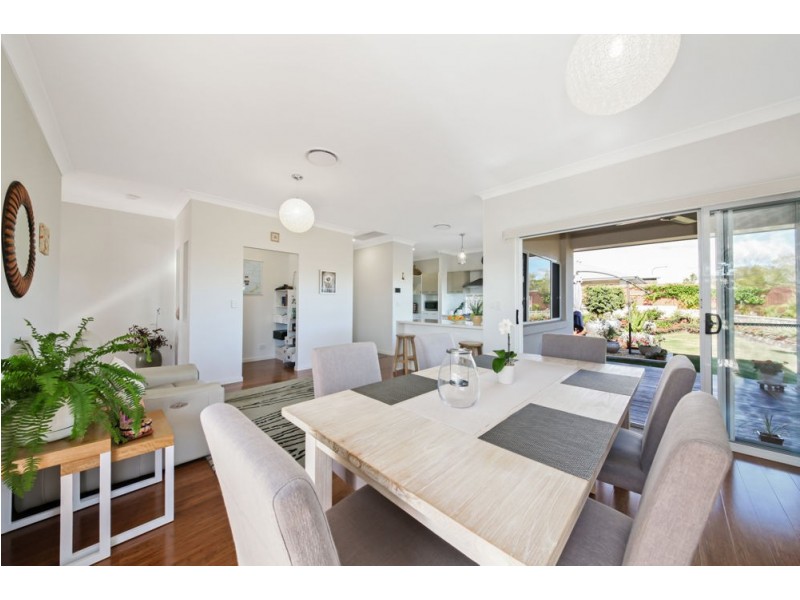 10 Quiet Court, Springfield Lakes QLD 4300