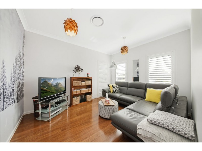 10 Quiet Court, Springfield Lakes QLD 4300