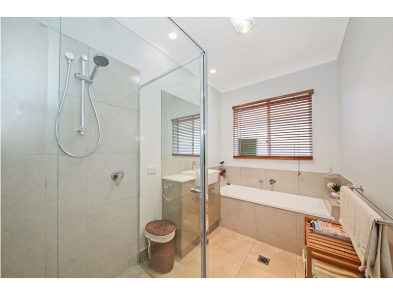 10 Quiet Court, Springfield Lakes QLD 4300