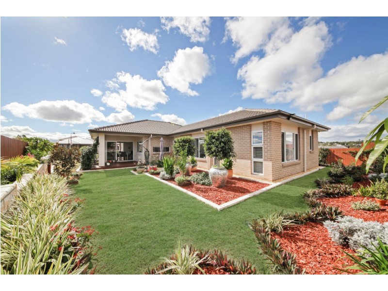 10 Quiet Court, Springfield Lakes QLD 4300
