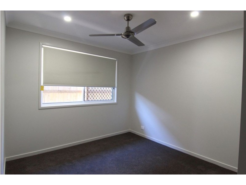 76 Falkland Street, Heathwood QLD 4110