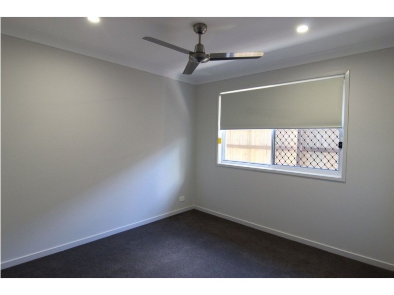 76 Falkland Street, Heathwood QLD 4110