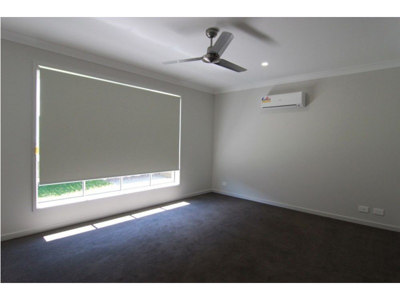 76 Falkland Street, Heathwood QLD 4110