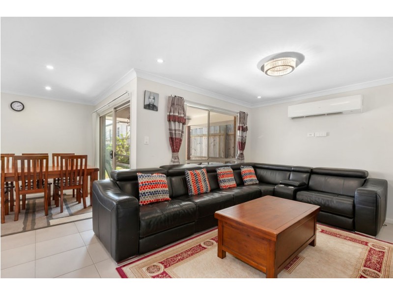 18 Elphinstone St, Doolandella QLD 4077