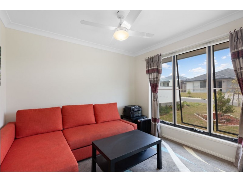 18 Elphinstone St, Doolandella QLD 4077