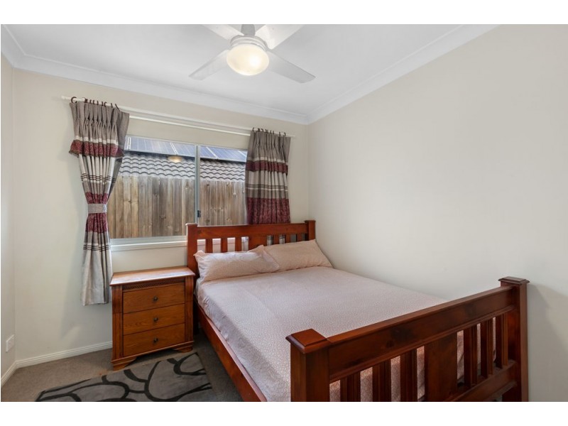 18 Elphinstone St, Doolandella QLD 4077