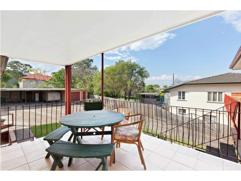 55 Ellen Street, Oxley QLD 4075
