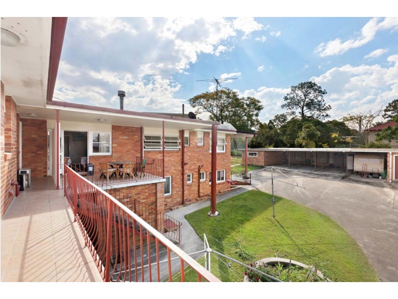 55 Ellen Street, Oxley QLD 4075