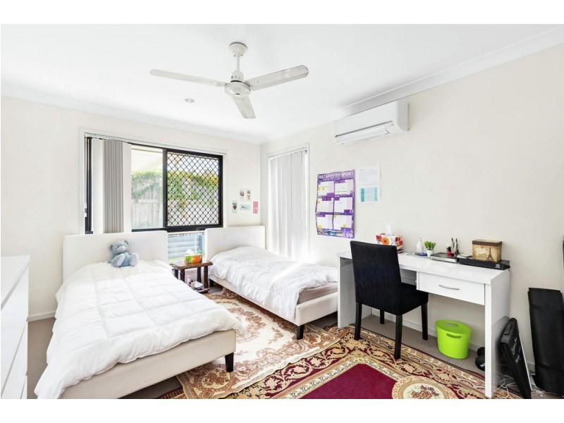 3 Krystelle Close, Oxley QLD 4075