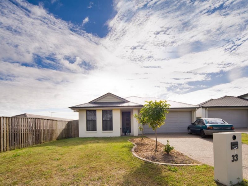 33 Mcnamara Place, Redbank Plains QLD 4301