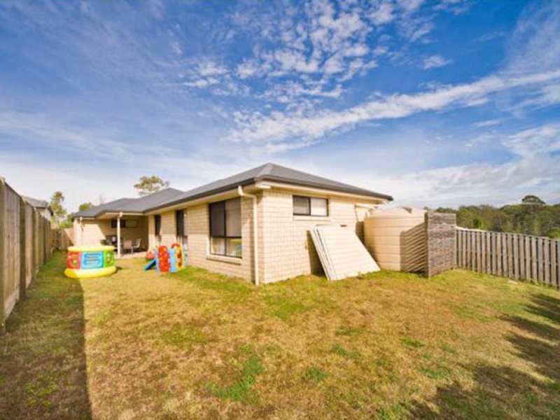 33 Mcnamara Place, Redbank Plains QLD 4301