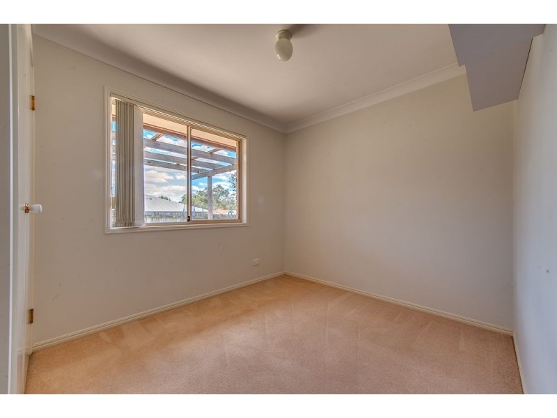 6 Mistletoe Court, Camira QLD 4300